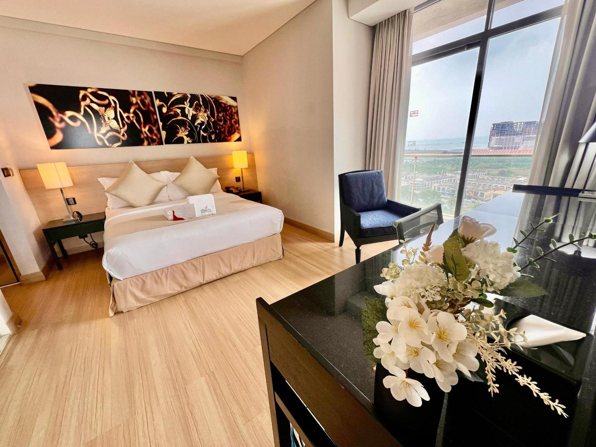 Asia Melaka Hotel Managed By The Straits Hotel & Suites Exterior photo